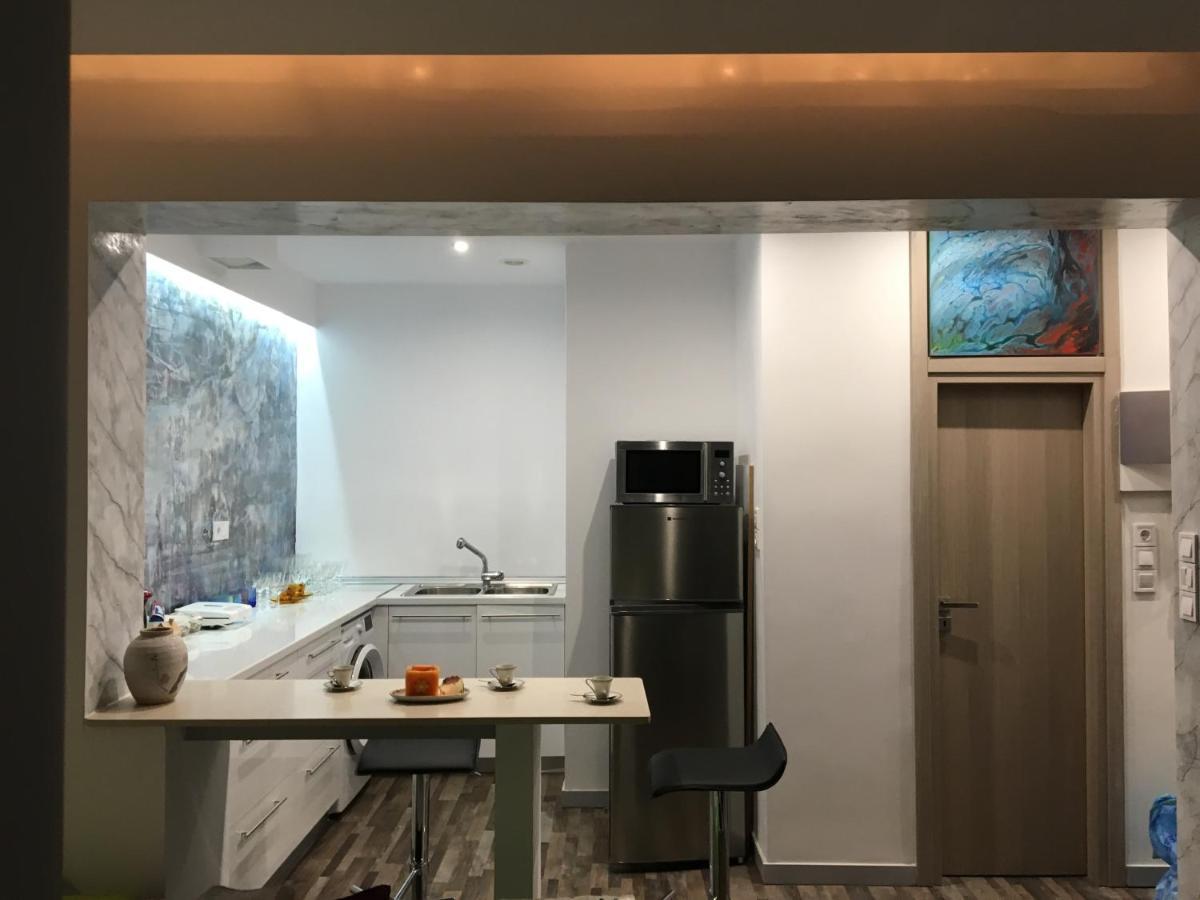 Apartment Center Piraeus Location Kastella Passalimani Port Exterior photo